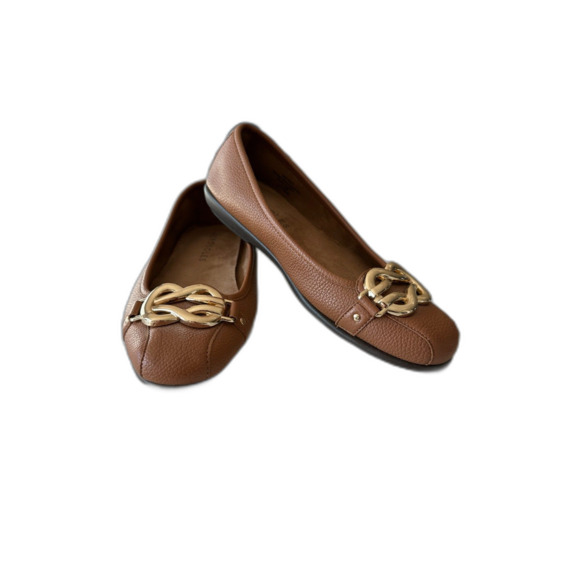 Aerosoles Big Bet Tan Gold Interlocking Chain Link Flats Shoes Size 7.5 - Picture 1 of 8